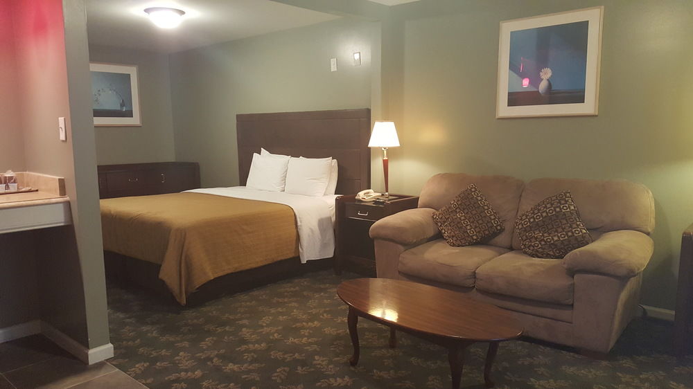 Jefferson Inn and Suites - photo 8