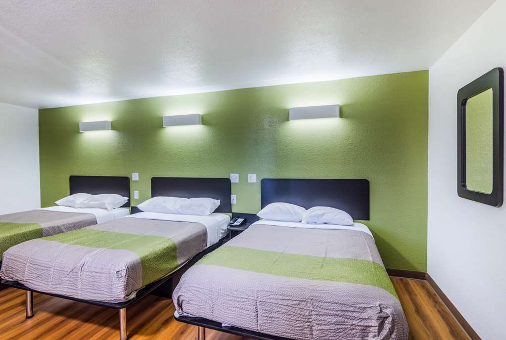 Motel 6 Childress TX - photo 8