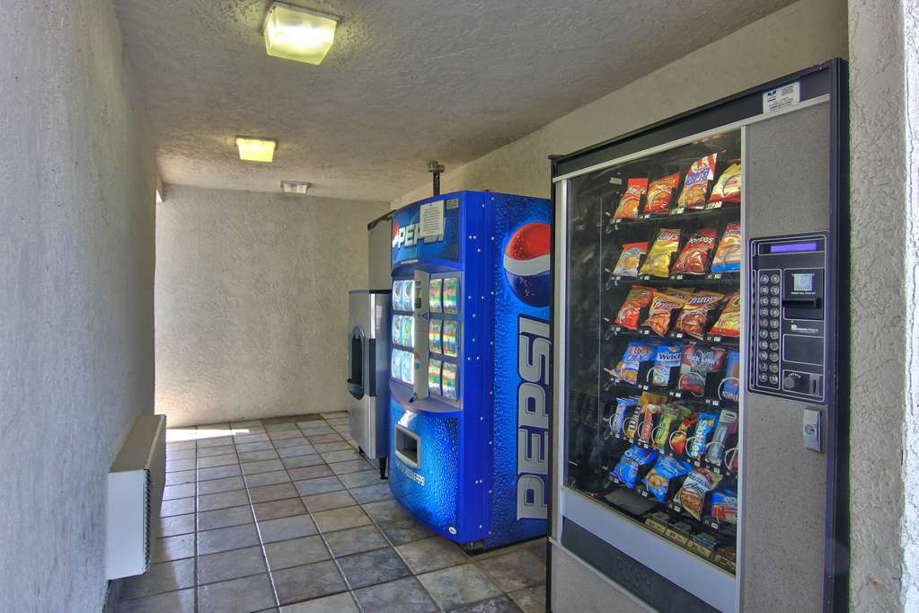 Motel 6 West Sacramento CA - photo 18