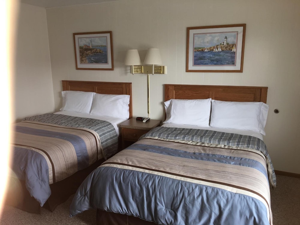 Coho Motel and Suites - photo 11