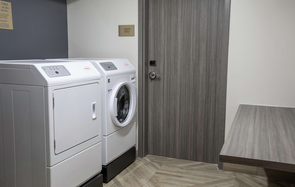 DoubleTree by Hilton Hot Springs - photo 27