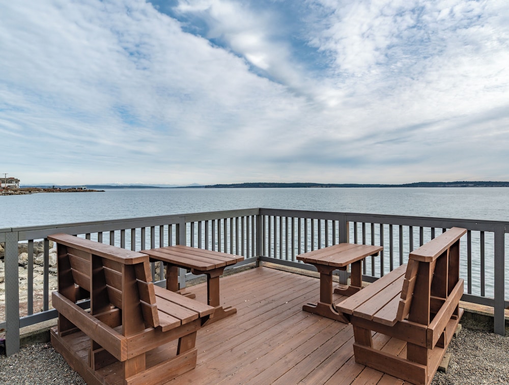 Water Front Inn - photo 37