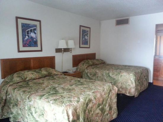 America's Best Inn Clarksville Louisville - photo 16