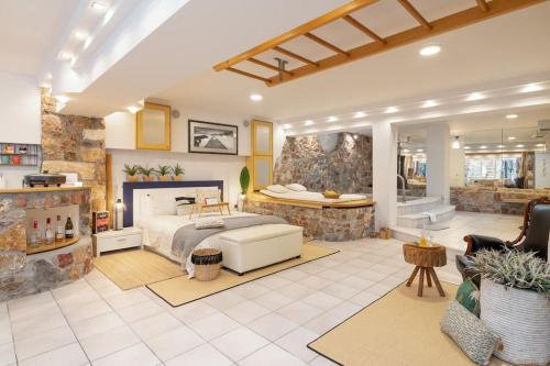 Efi's DreamSpace — 4-Star Luxury Hotel in Athens, Greece