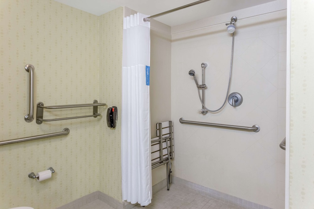 Hampton Inn Richmond South - photo 15