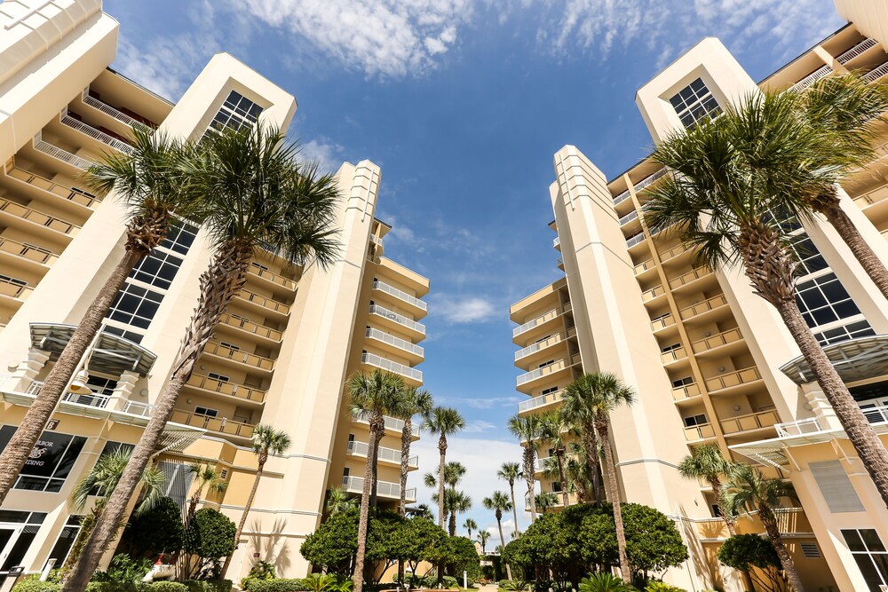 Harbor Landing by Holiday Isle — 4-Star Luxury Hotel in Destin, United States