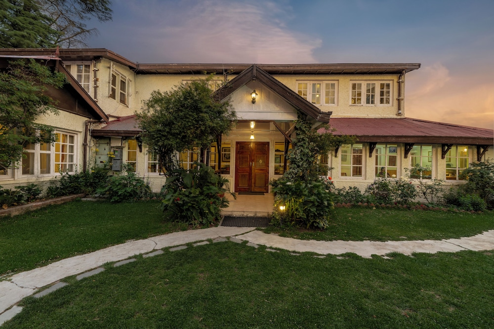 Hotel Springfields - carbon neutral hotel in Shimla