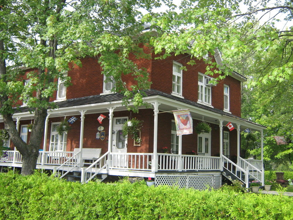 G te La Temp rance B&B — 4-Star Luxury Hotel in Montreal, Canada
