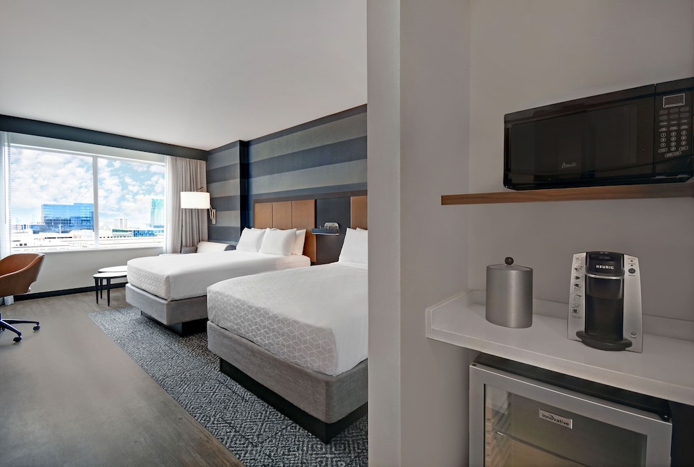 Holiday Inn Express Houston Galleria Area by IHG - photo 6