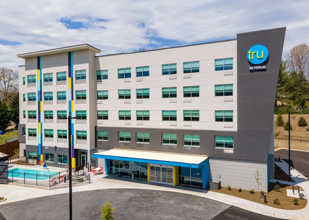 Tru by Hilton Asheville Blue Ridge Parkway - photo 78
