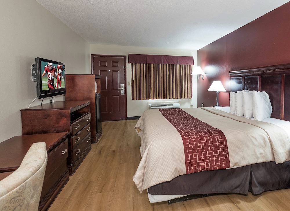 Red Roof Inn Chipley - photo 6