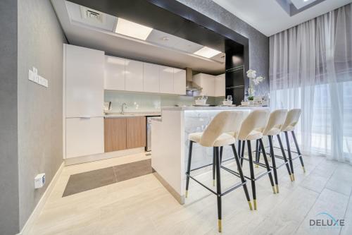 Fully Furnished Studio in Azizi Aliyah — 4-Star Luxury Hotel in Dubai, United Arab Emirates