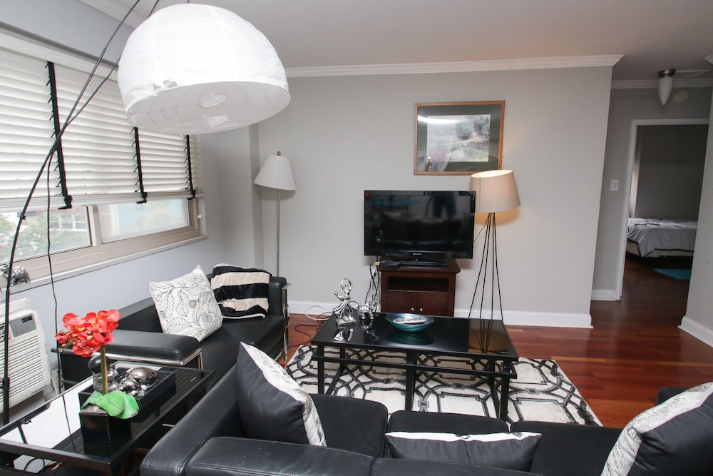 Renaissance Properties 21 and Chestnut - photo 11