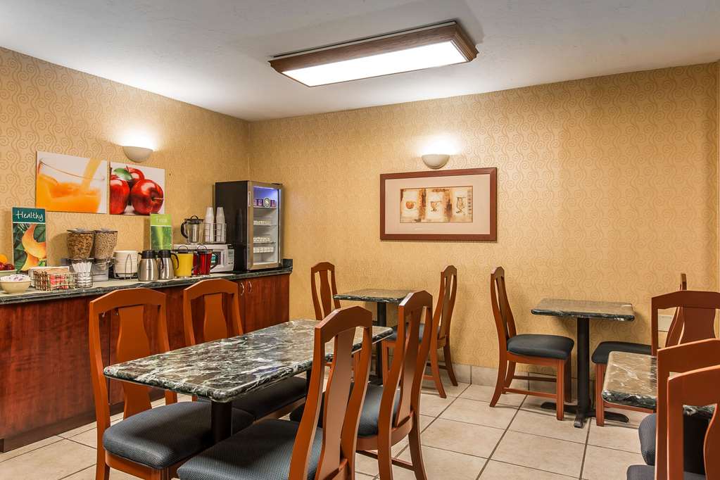Quality Inn Near China Lake Naval Station - photo 42