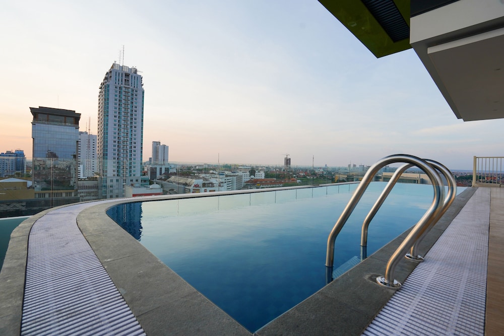 Collection O 11 Life Style Surabaya in Surabaya, Indonesia