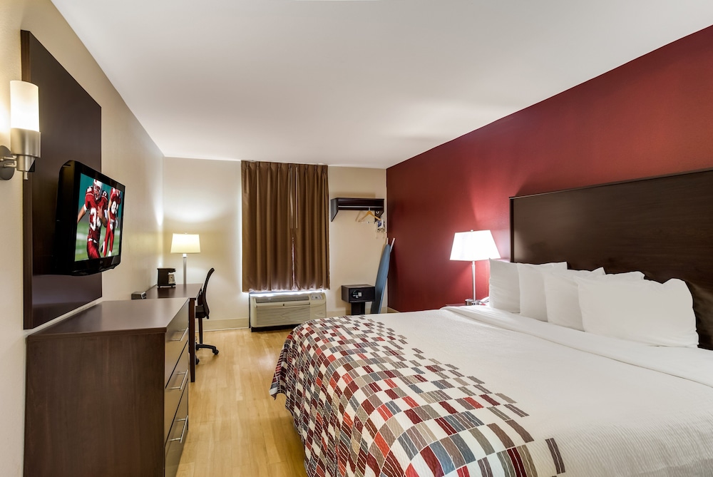 Red Roof Inn Nashville Music City - photo 20