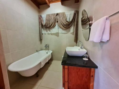 Saxon Park Farm Cottage — 4-Star Luxury Hotel in Ficksburg, South Africa