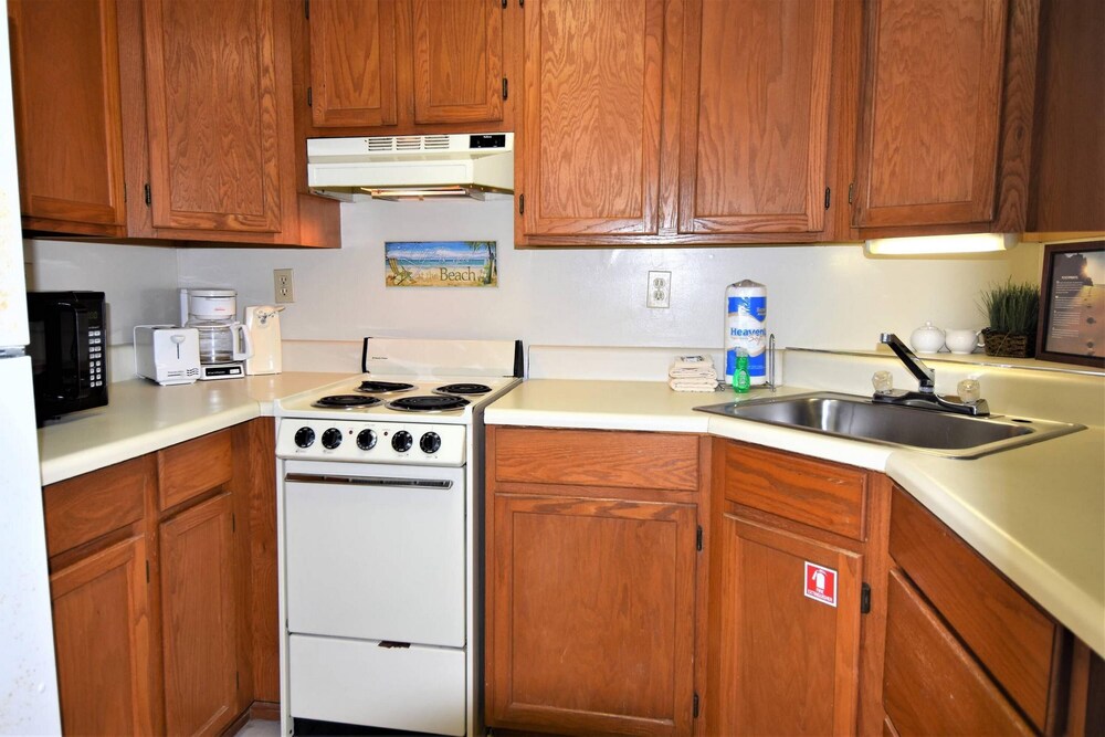 Gulf Tower by Bender Vacation Rentals - photo 35