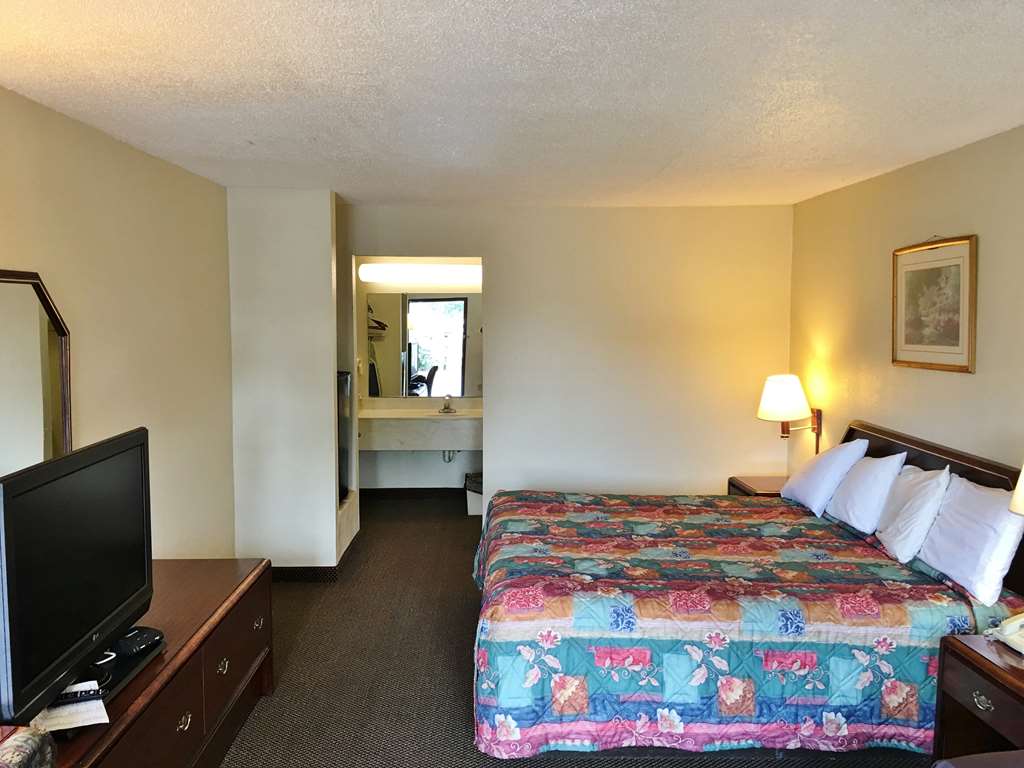 Americas Best Value Inn & Suites Clarksdale - photo 6