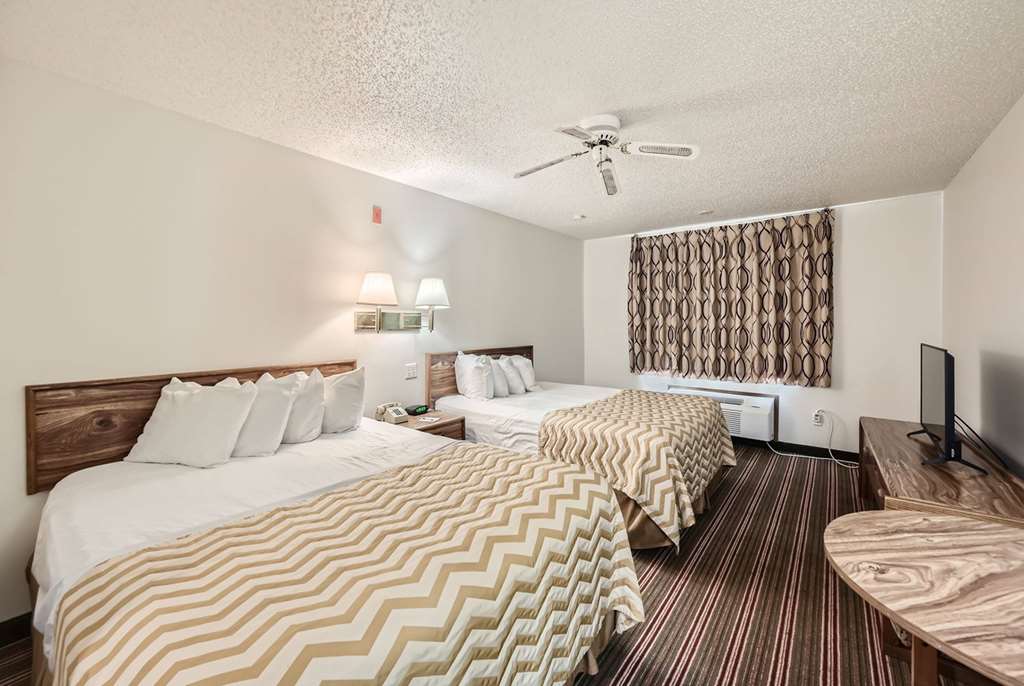 Travelodge by Wyndham Longmont - photo 16