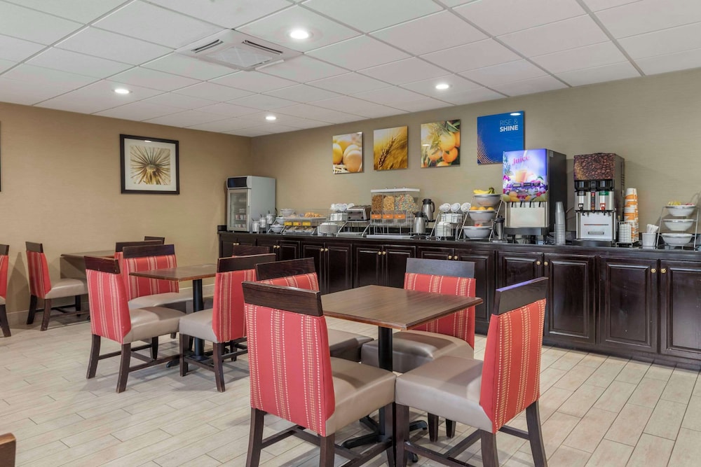 Comfort Inn & Suites Mocksville I 40 - photo 32