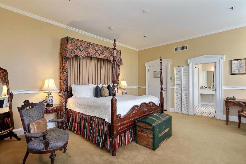 The Presidents Quarters Inn - photo 153