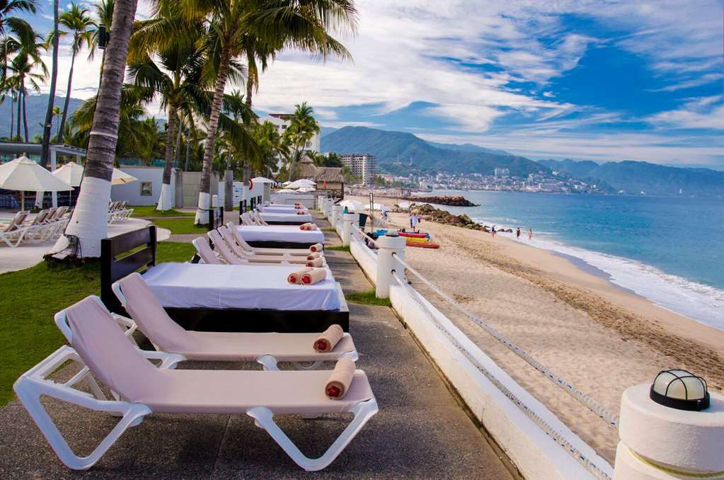 club de playa camastros