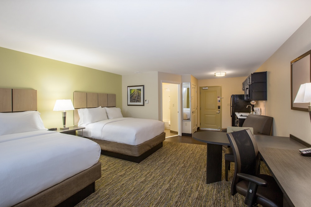 Candlewood Suites Bellevue an IHG Hotel - photo 2