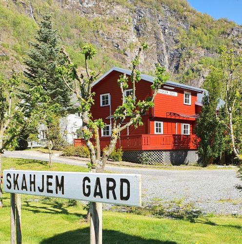 Skahjem Gard - carbon neutral hotel in Unknown City