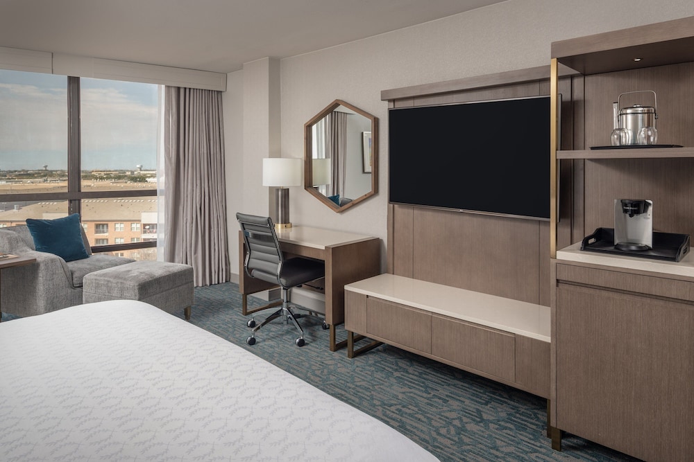 Sheraton Dallas Hotel by the Galleria - photo 10