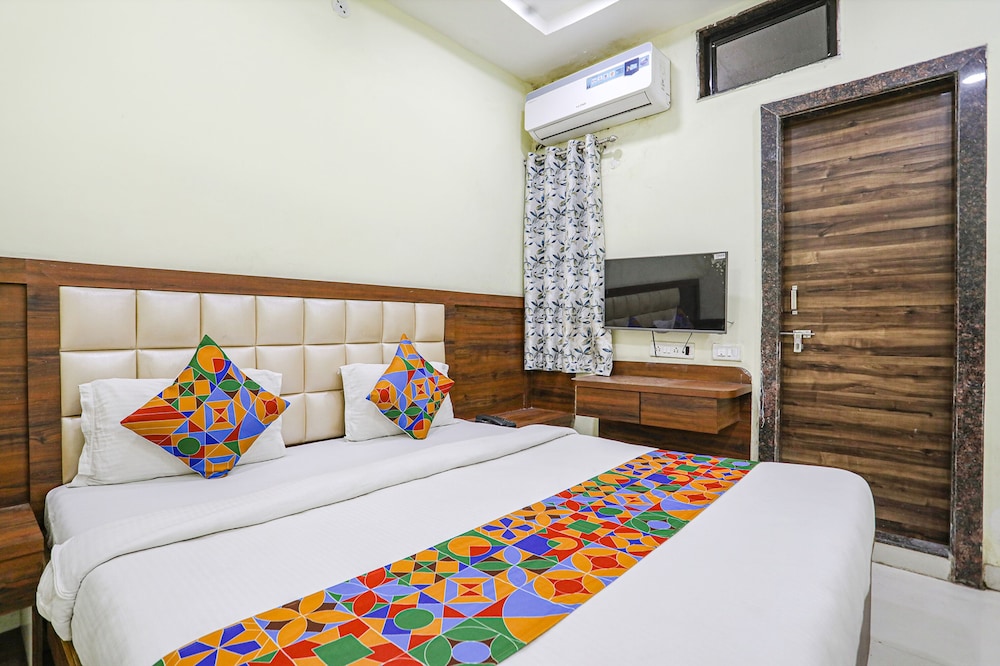 Fabhotel Naresh Palace — Raipur