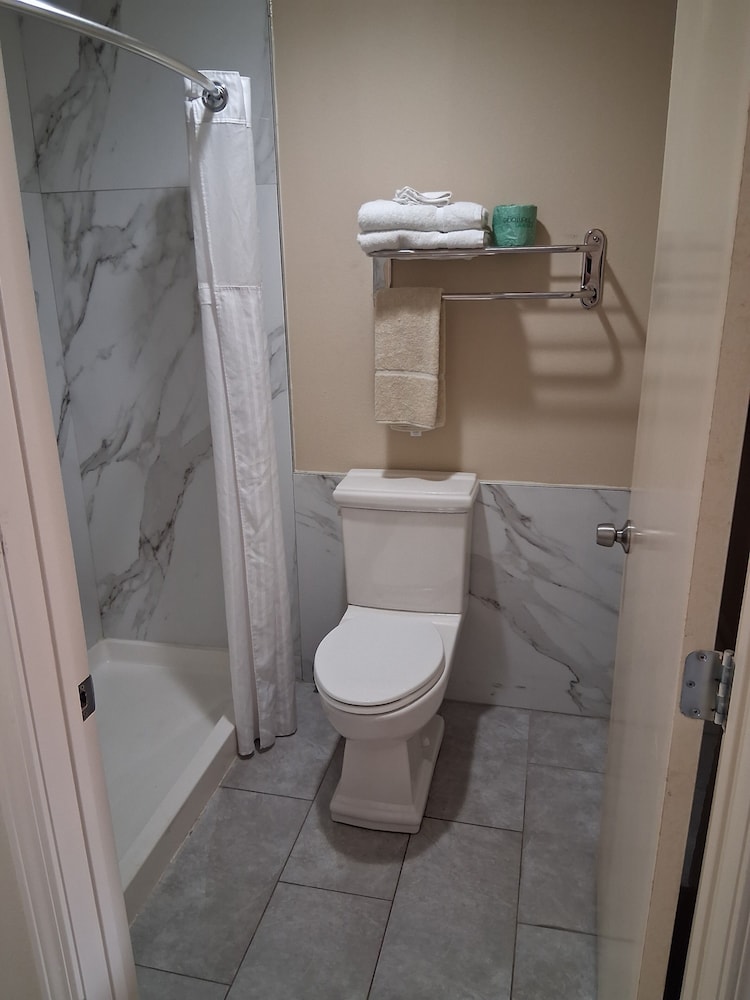 Travelodge by Wyndham Victoria TX - photo 6