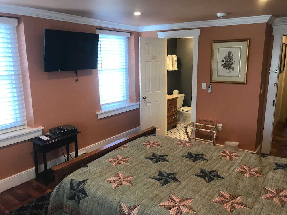 Stottsville Inn - photo 15