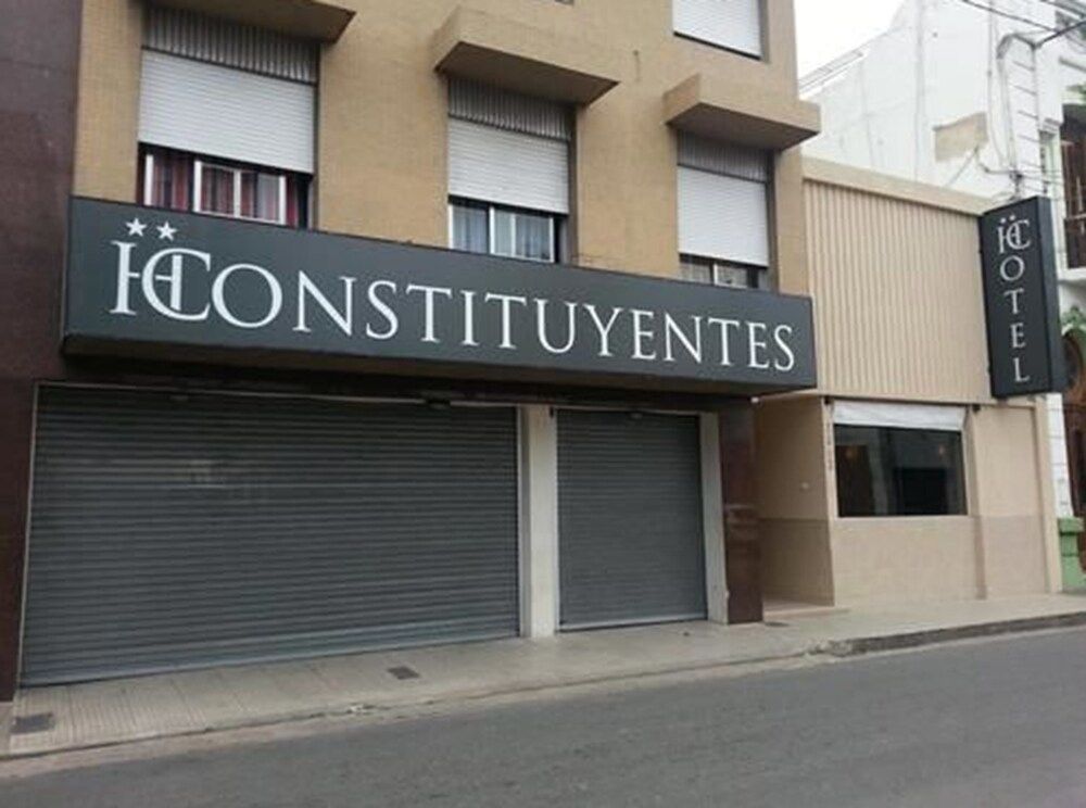 Hotel Constituyentes in Santa Fe, Argentina