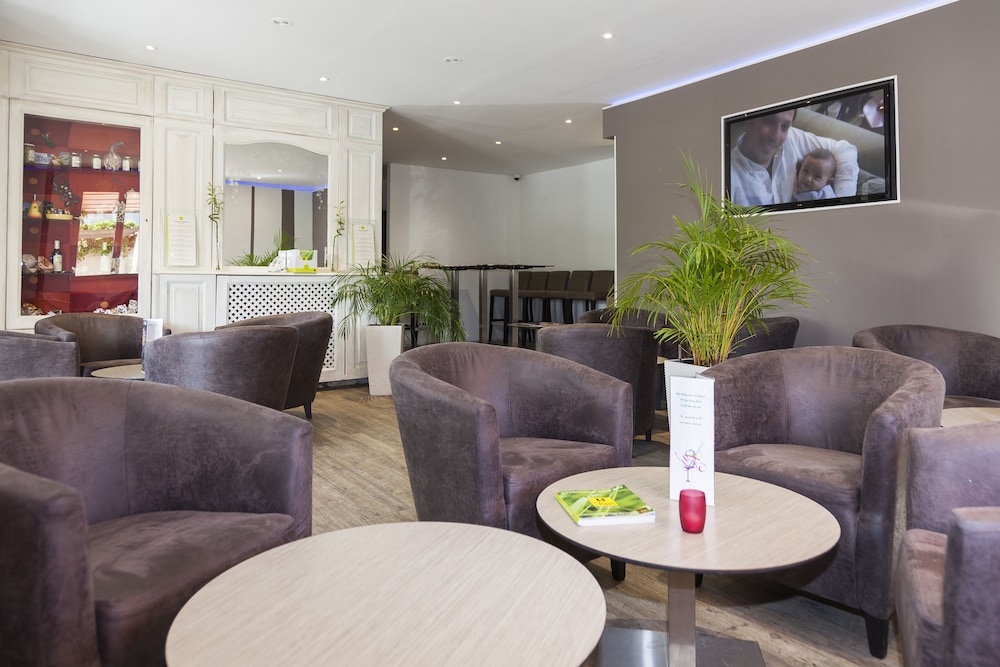 Logis Hôtel l’Etape in Bouc-Bel-Air, France