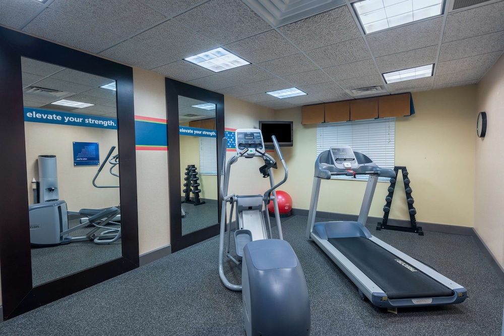 Hampton Inn London North - photo 25