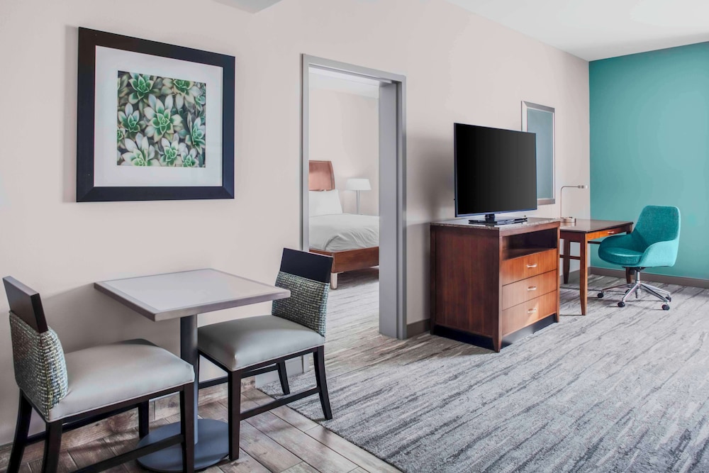 Hilton Garden Inn Charleston Mt. Pleasant - photo 11