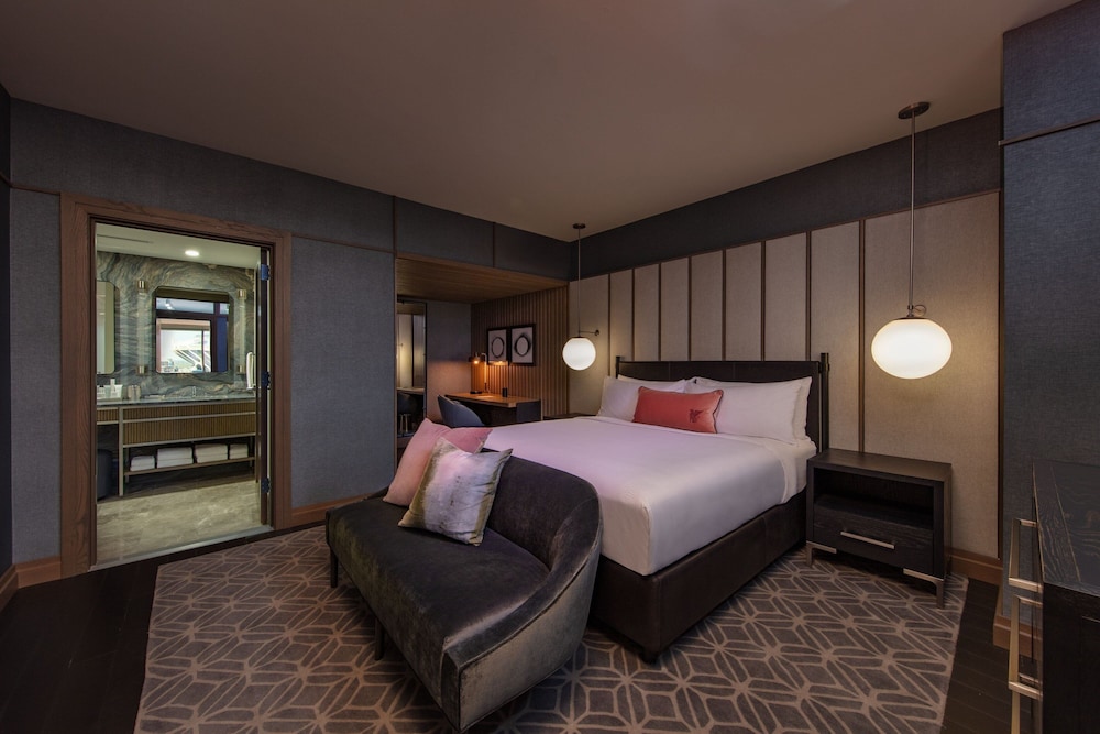 JW Marriott Charlotte - photo 8