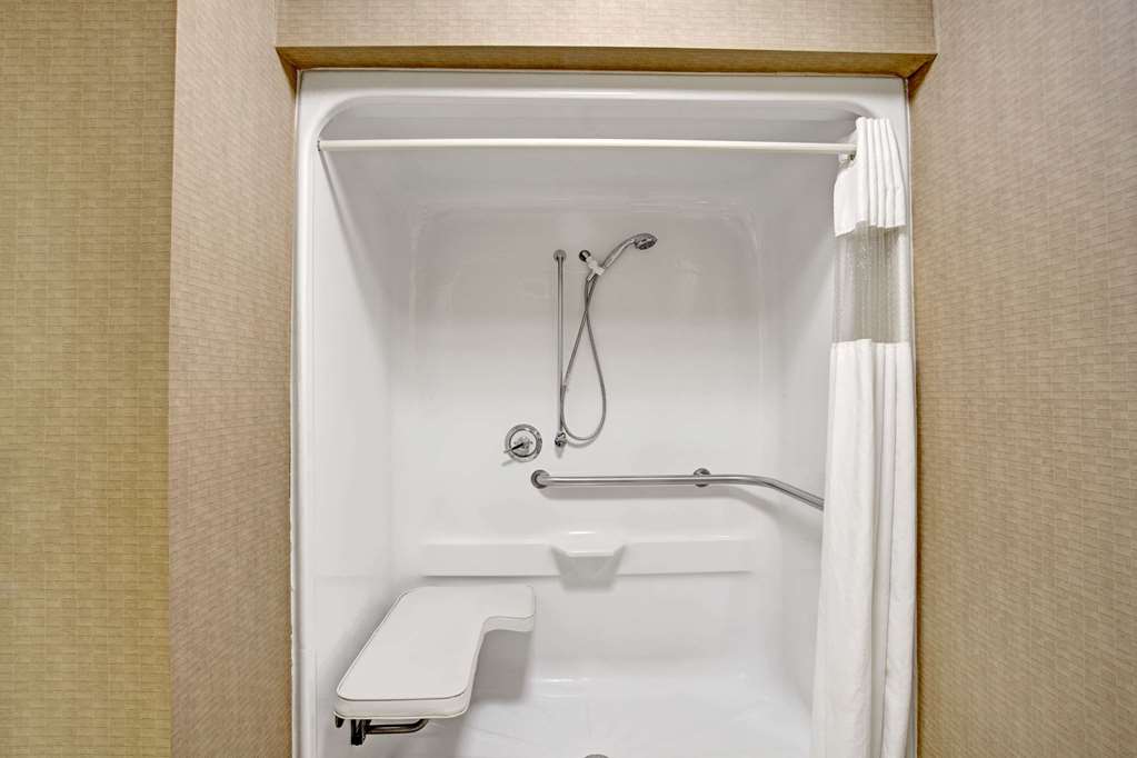 Super 8 by Wyndham Knoxville East - photo 14