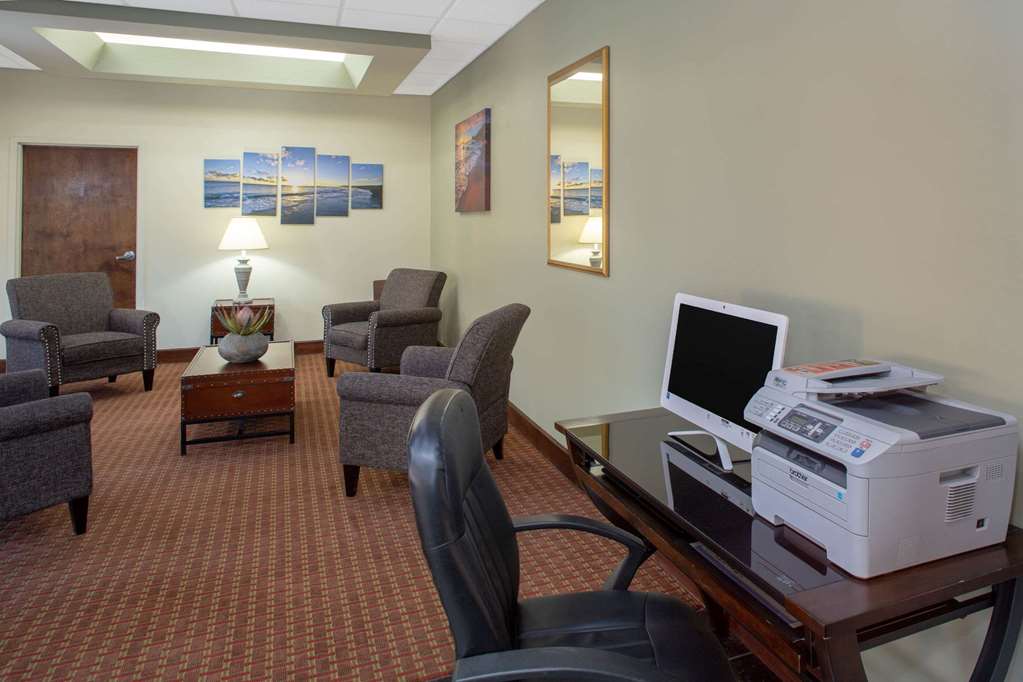 Baymont by Wyndham Midway Tallahassee - photo 50