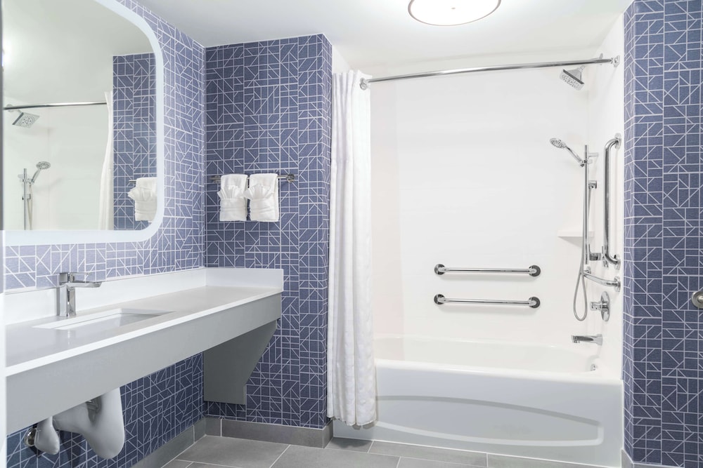 Homewood Suites by Hilton Detroit Troy - photo 30