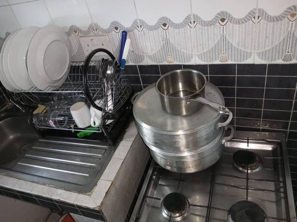 Beautiful Appartement 2 Beds 2 Toilets kitchen — Bonaberi — photo 5