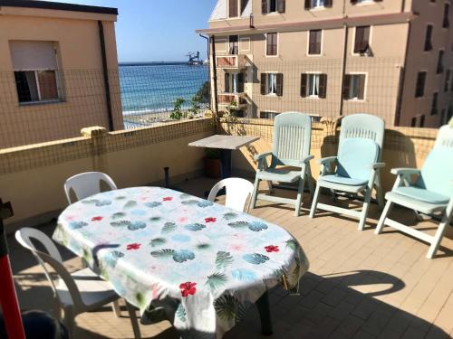 Casa Gaia — 4-Star Luxury Hotel in Albisola Marina, Italy