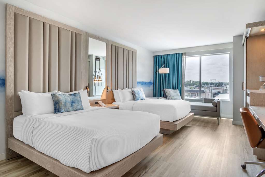 Cambria Hotel Waco University Riverfront - photo 15