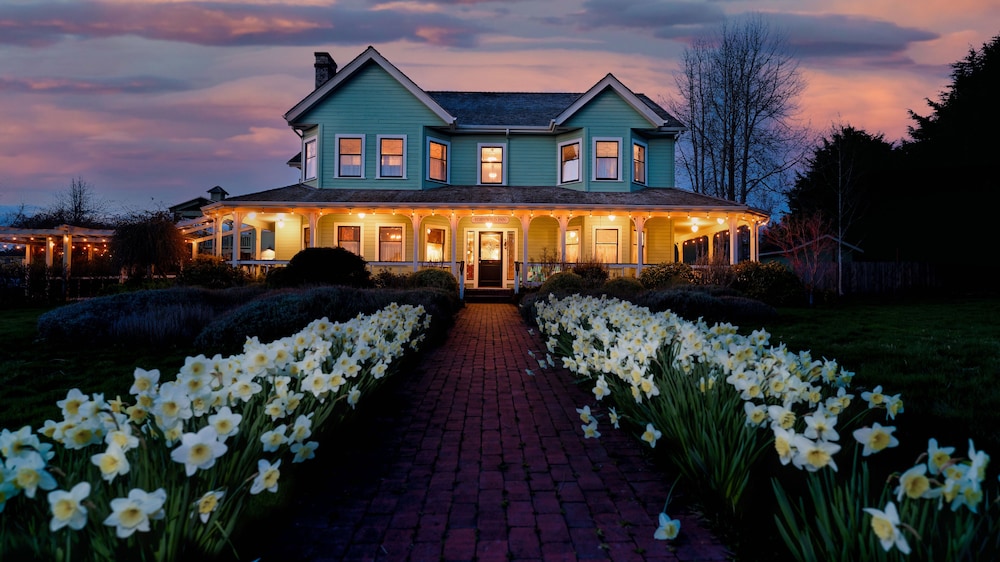 The Edenwild Boutique Inn — hotel near Friday Harbor Airport