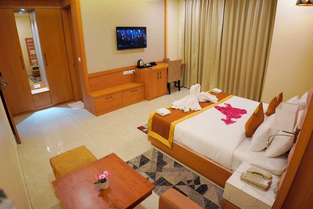 Hotel Cheer Royale — Bareilly — photo 5
