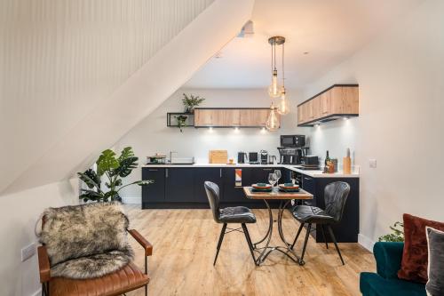 Coach House by Coppergate Grimsby — 4-Star Luxury Hotel in Great Coates, United Kingdom