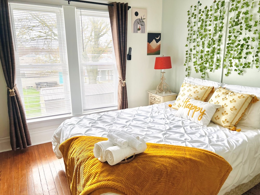 Speedway Legacy Inn - photo 13