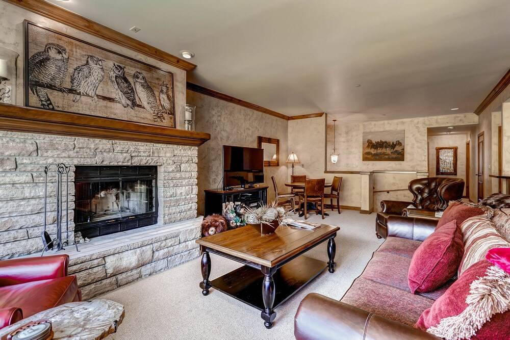Highlands Slopeside by East West Hospitality - photo 237