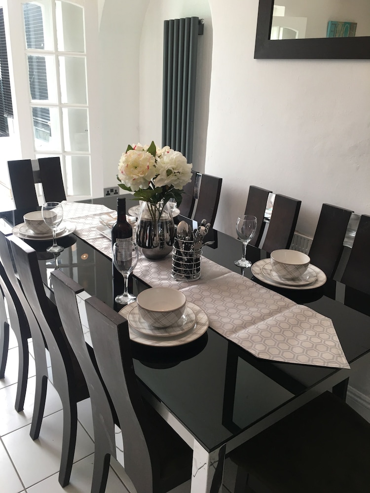 Lordsbrook Guesthouse — 4-Star Luxury Hotel in Liverpool, United Kingdom